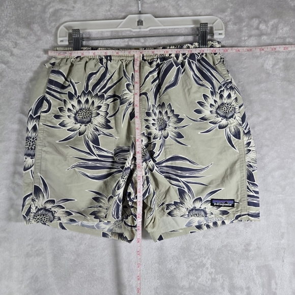 Patagonia Baggies Shorts Mens Size Small S Green Mesh Liner Swim Trunks 5” - Picture 5 of 10